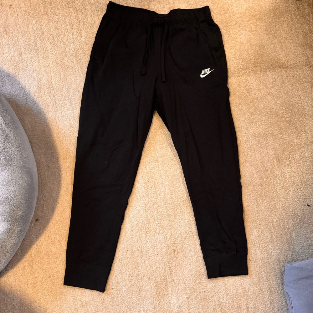 **SOLD** Men’s Nike joggers